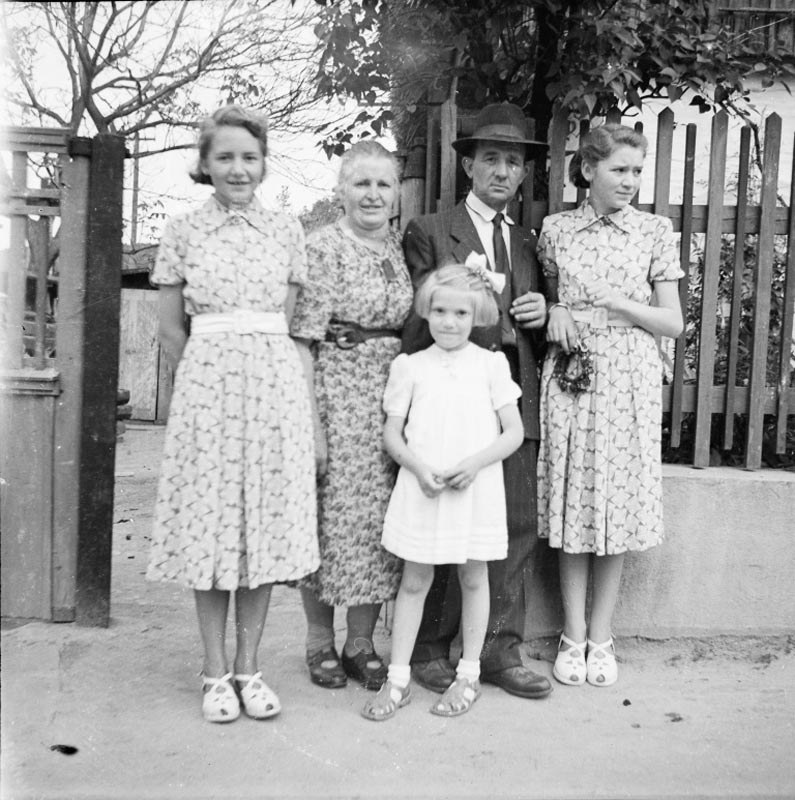 061 rodina Jicinskych (1953)